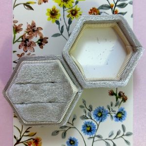 Dual engagement ring and wedding holder